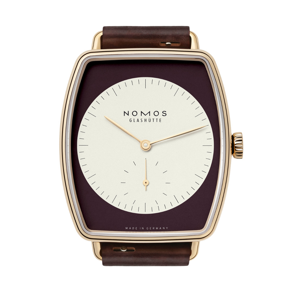 Nomos-942